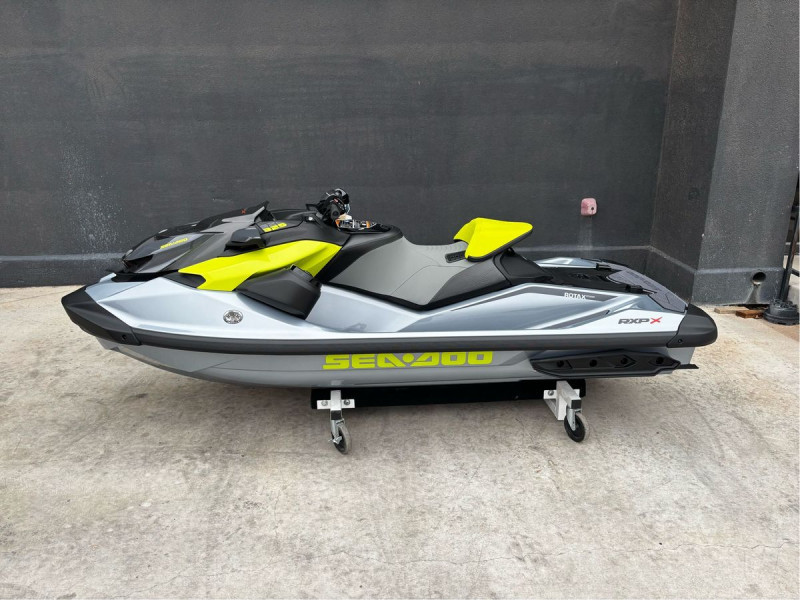 Sea-Doo RXP-X 325 Tech Package