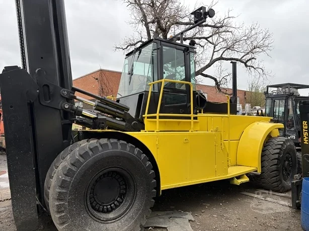 2009 HYSTER H700F